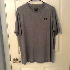 UA short sleeve shirt